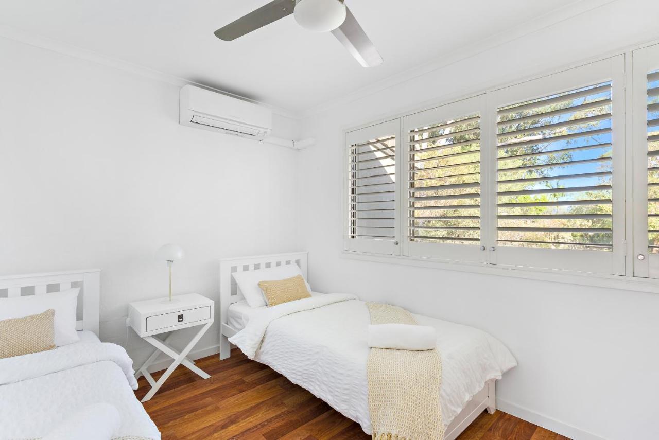 Stylish Townhouse, Private Courtyard Walk To Beach นูซาวิลล์ ภายนอก รูปภาพ